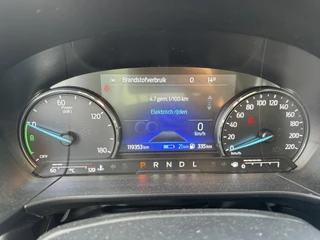 Ford Kuga – thumbnail 19