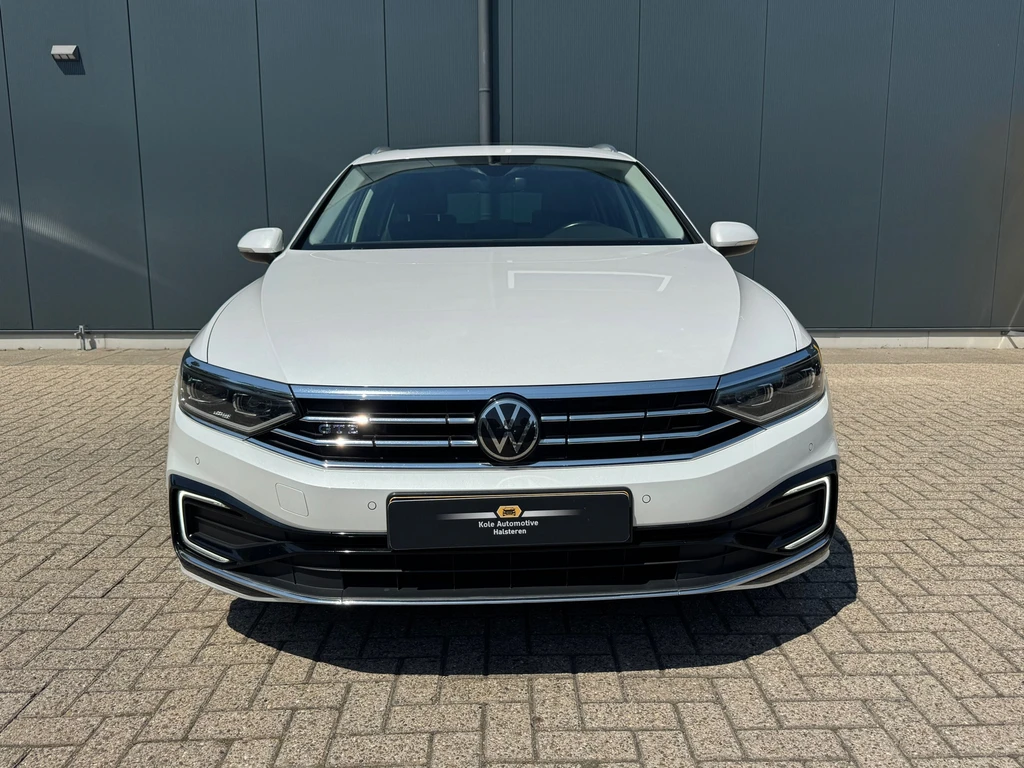 Volkswagen Passat – foto 8