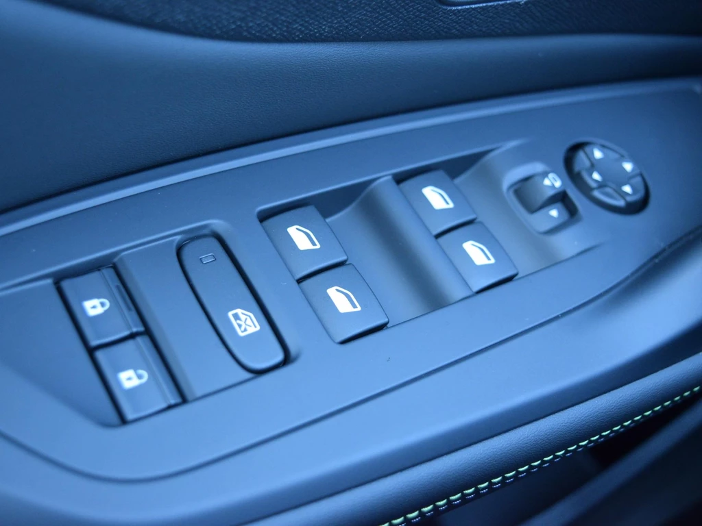 Peugeot 408 – foto 18