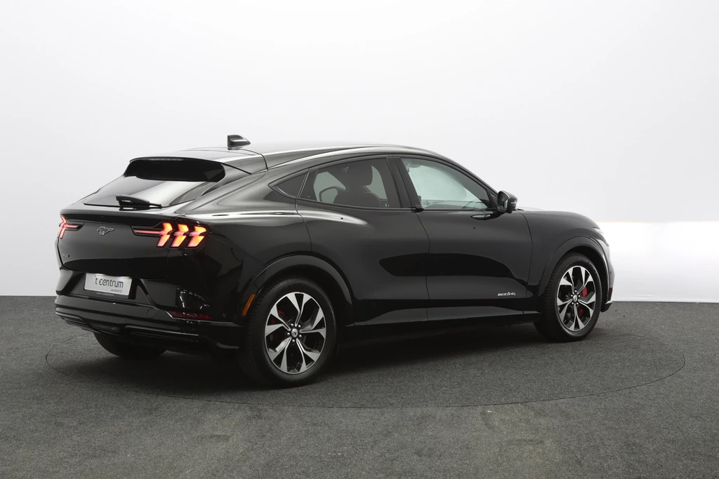 Ford Mustang Mach-E – foto 5