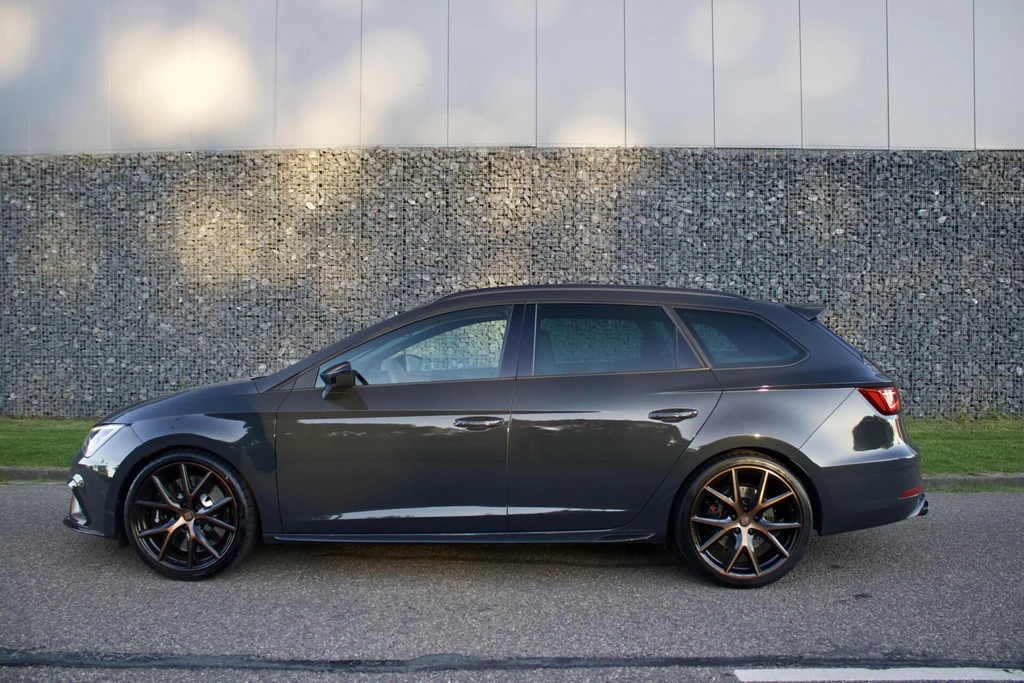 SEAT Leon – foto 2