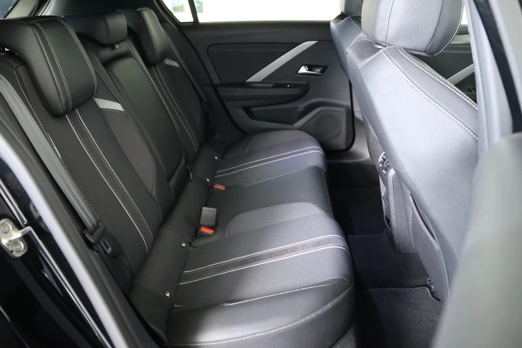 Opel Astra – foto 13