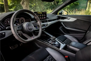Audi RS4 – thumbnail 11