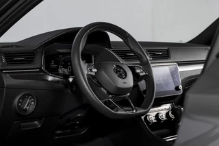 Škoda Superb – thumbnail 18