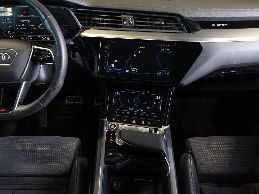 Audi Q8 Sportback e-tron – foto 33