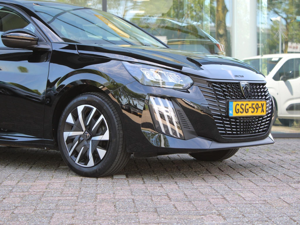 Peugeot 208 – foto 6