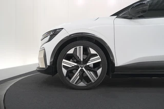 Renault Megane E-Tech – thumbnail 25