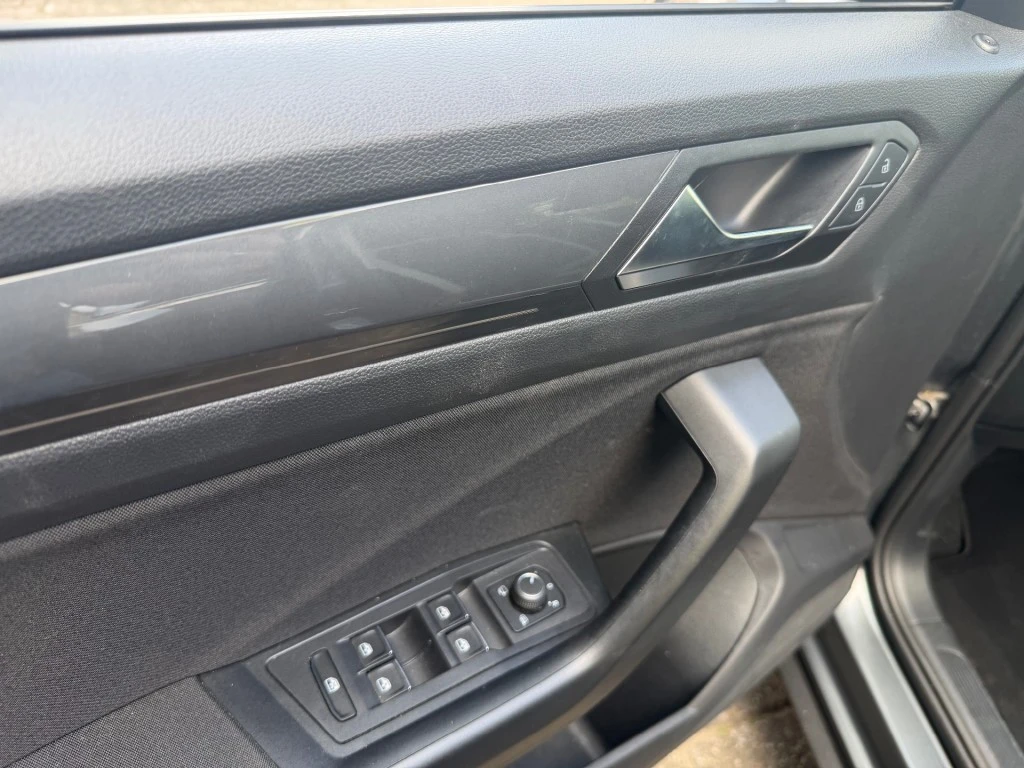 Volkswagen T-Roc – foto 20