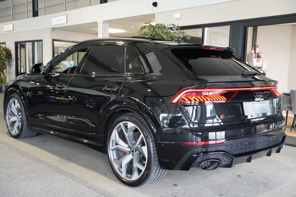 Audi RSQ8 – foto 8