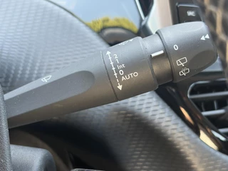 Peugeot 208 – thumbnail 31