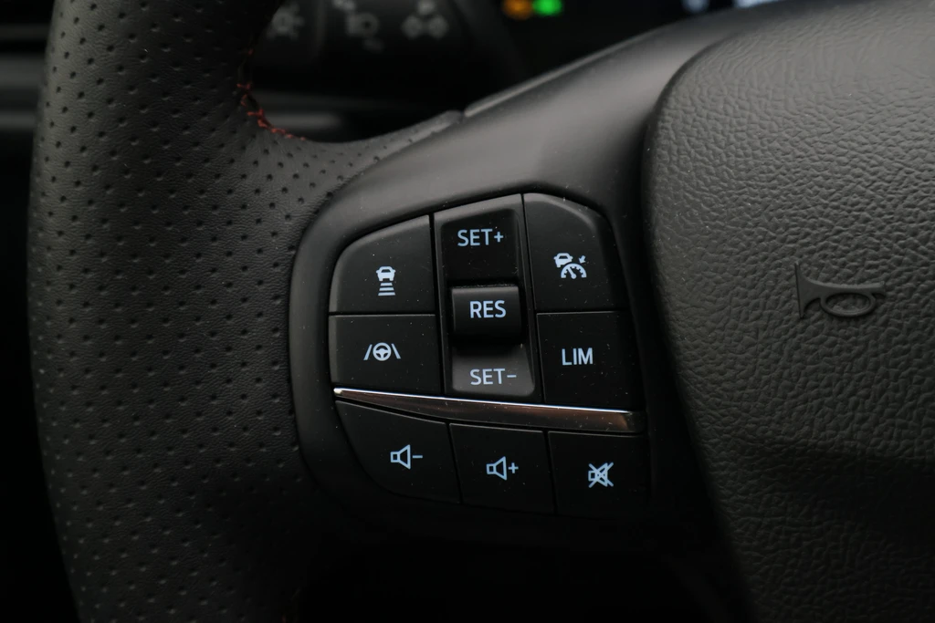 Ford Kuga – foto 36
