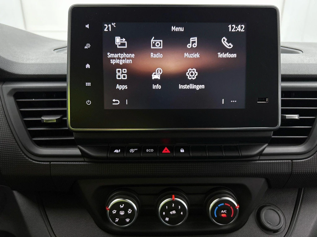 Renault Trafic – foto 25