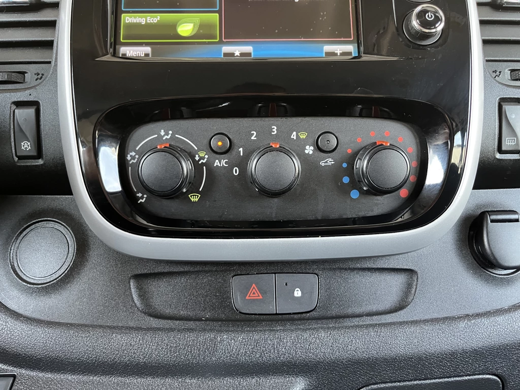 Renault Trafic – foto 33