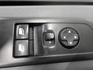 Opel Vivaro – thumbnail 14