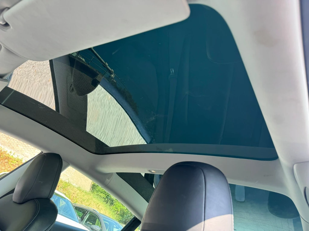 Tesla Model 3 – foto 21