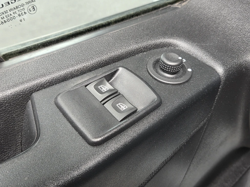 Renault Trafic – foto 18