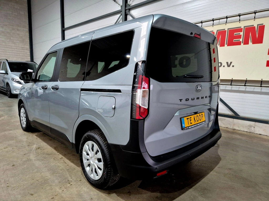 Ford Tourneo Courier – foto 5