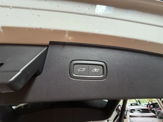 Volvo EX90 – thumbnail 46