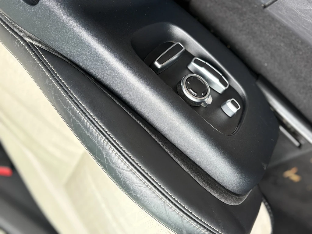 Land Rover Range Rover Velar – foto 21
