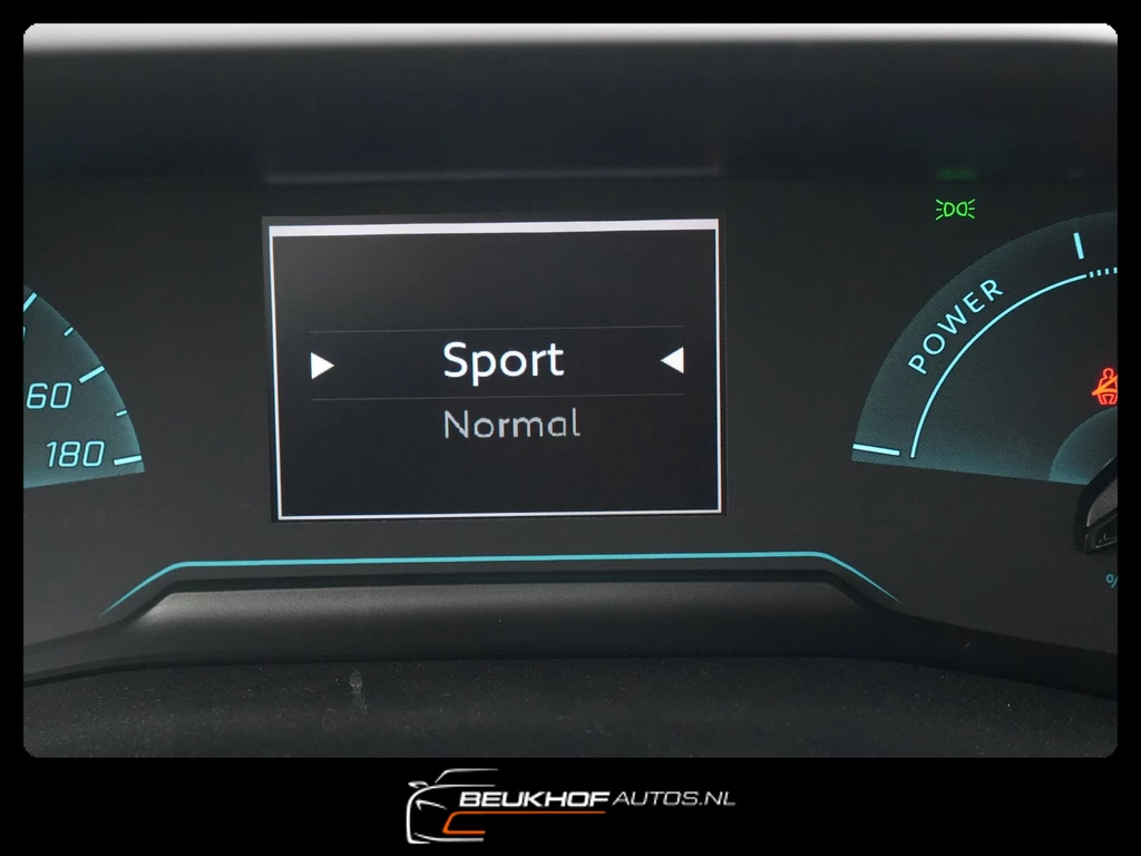 Peugeot e-208 – foto 30