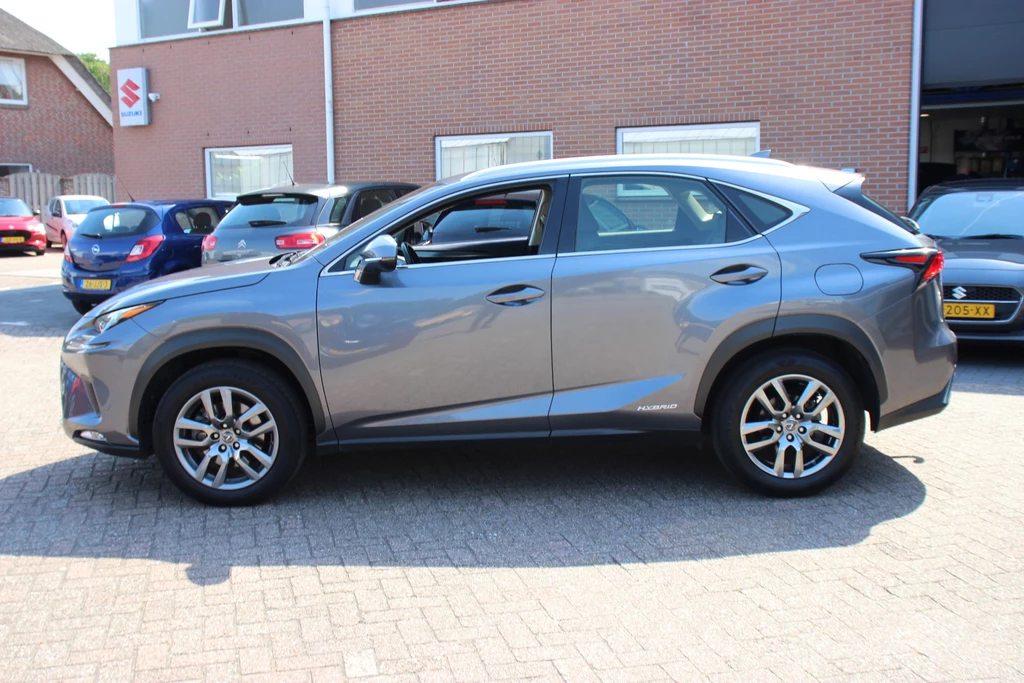 Lexus NX – foto 2