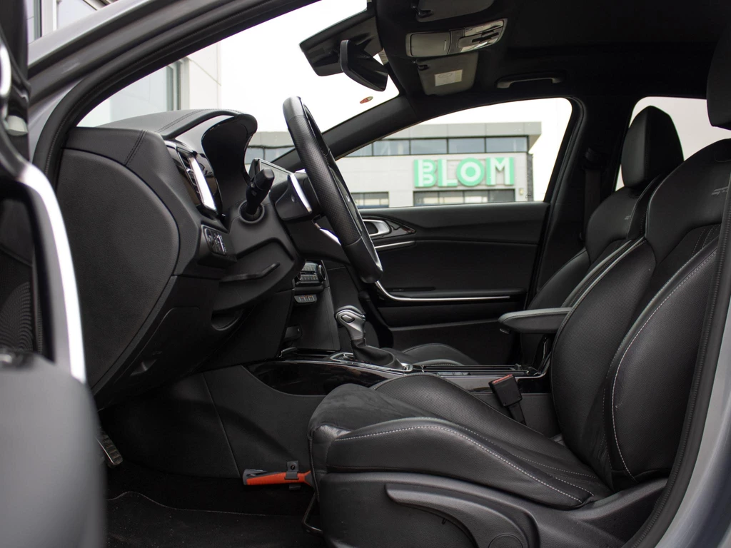 Kia XCeed – foto 16
