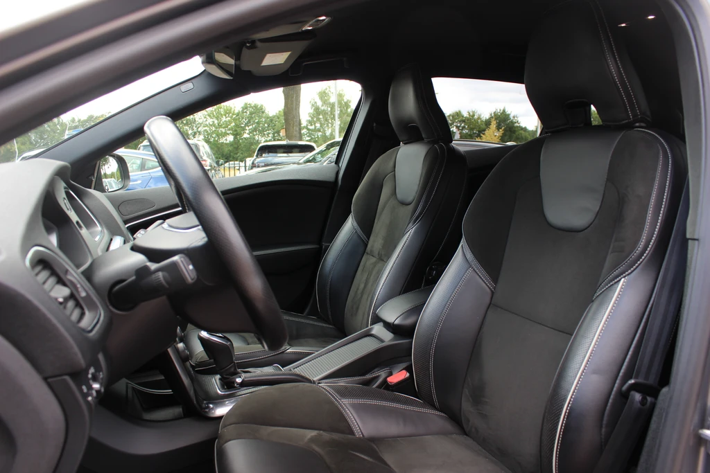 Volvo V40 – foto 11