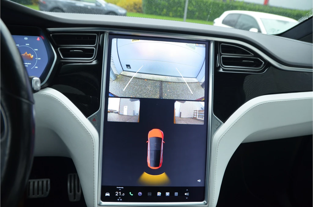 Tesla Model X – foto 21