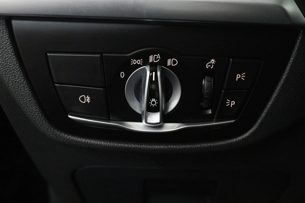 BMW iX3 – foto 12