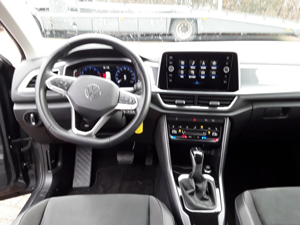 Volkswagen T-Roc – foto 9