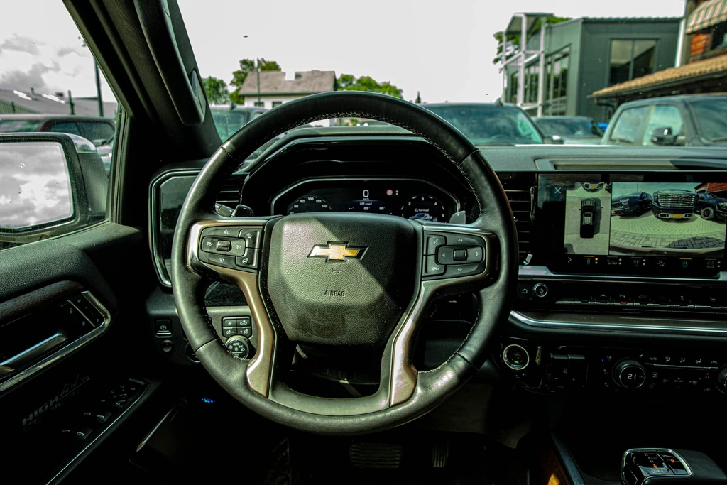Chevrolet Silverado – foto 16