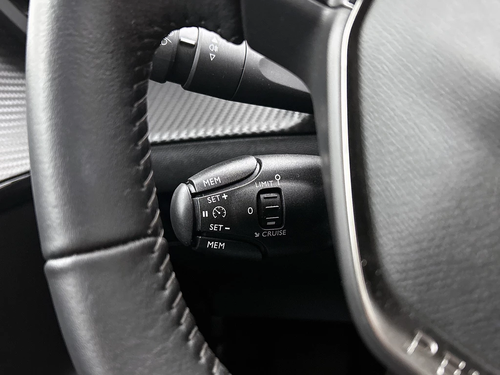 Peugeot 208 – foto 6