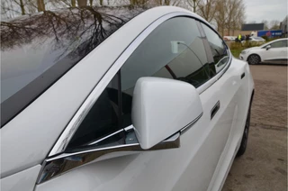 Tesla Model S – thumbnail 30