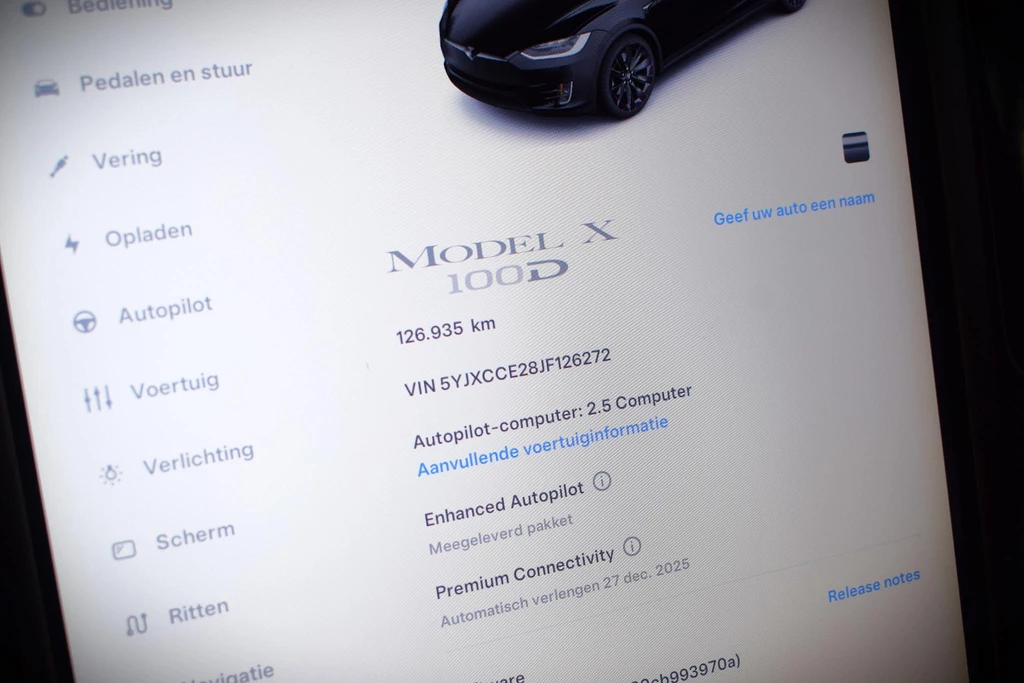 Tesla Model X – foto 32