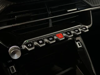 Peugeot 208 – thumbnail 31