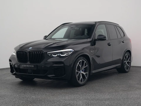 BMW X5 xDrive45e High Executive M-Sport | PANO | 360° | HUD | MEMORY | STOELMASSAGE | STOELVENT. | LUCHTVERING | TREKHAAK