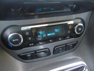 Ford Tourneo Connect – thumbnail 18
