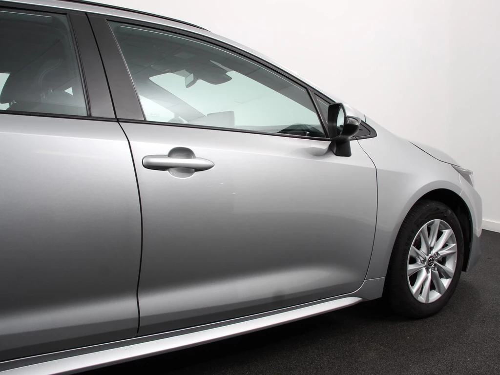 Toyota Corolla Touring Sports – foto 9