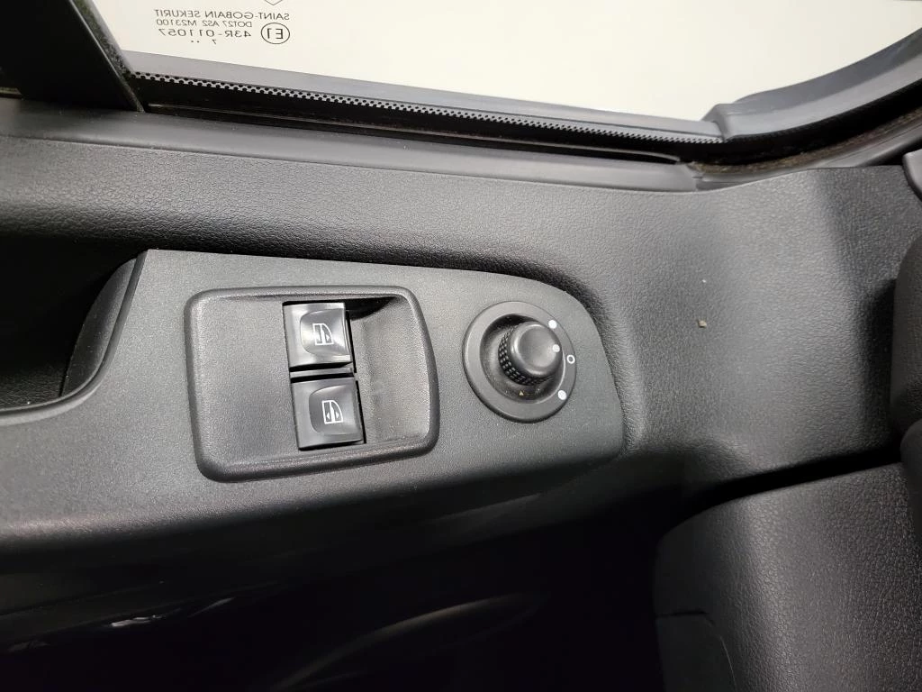 Opel Vivaro – foto 14