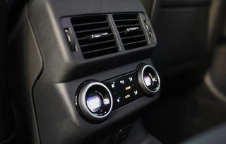 Land Rover Range Rover Velar – thumbnail 45