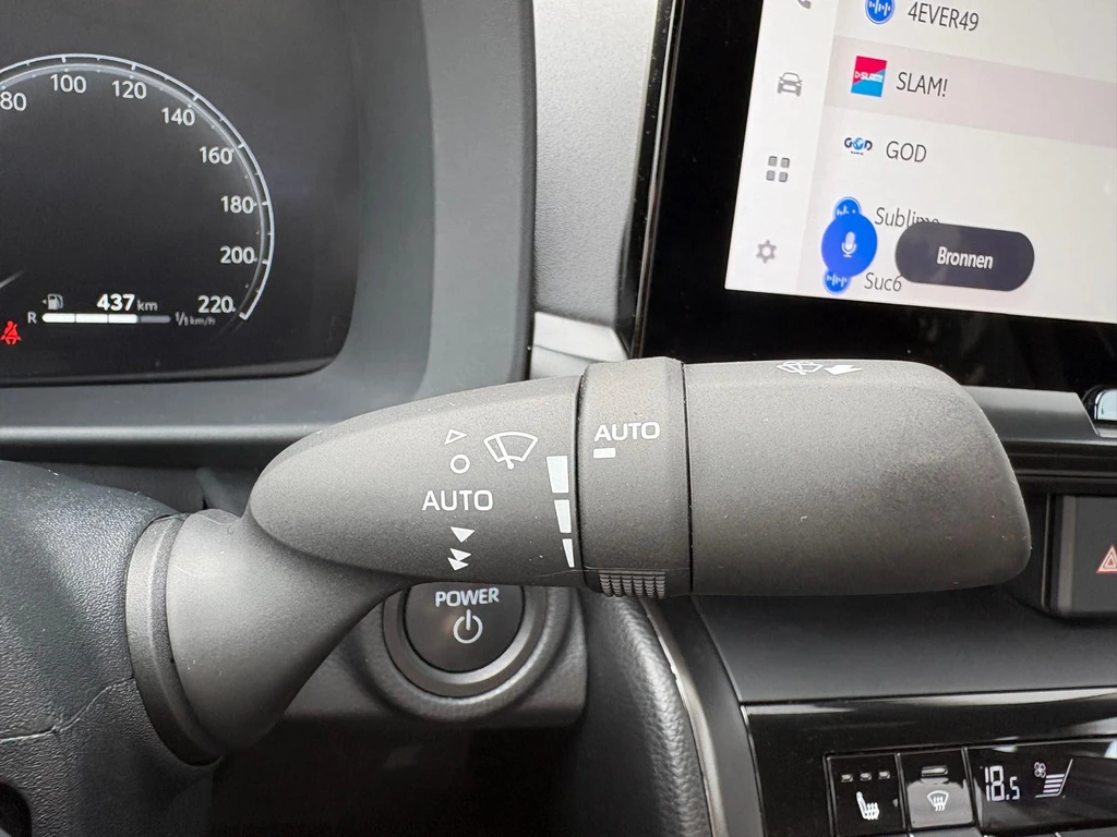 Toyota C-HR – foto 19