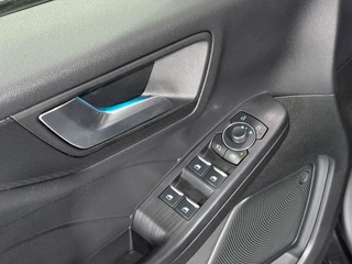 Ford Kuga – thumbnail 17