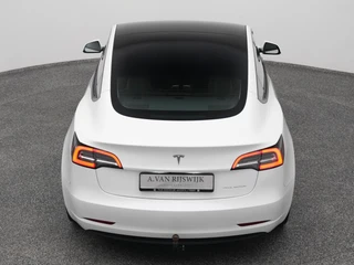 Tesla Model 3 – thumbnail 8