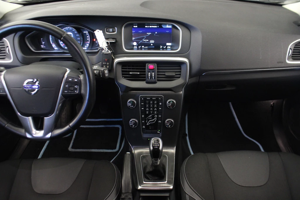 Volvo V40 – foto 10