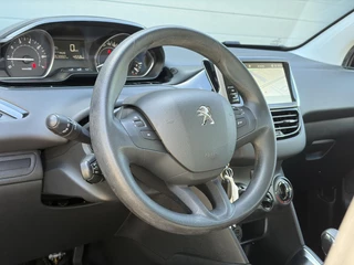 Peugeot 208 – thumbnail 8