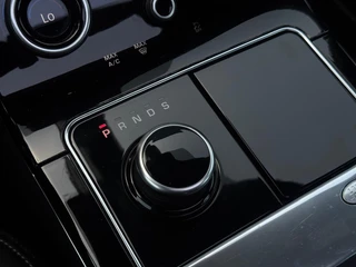Land Rover Range Rover Velar – thumbnail 28