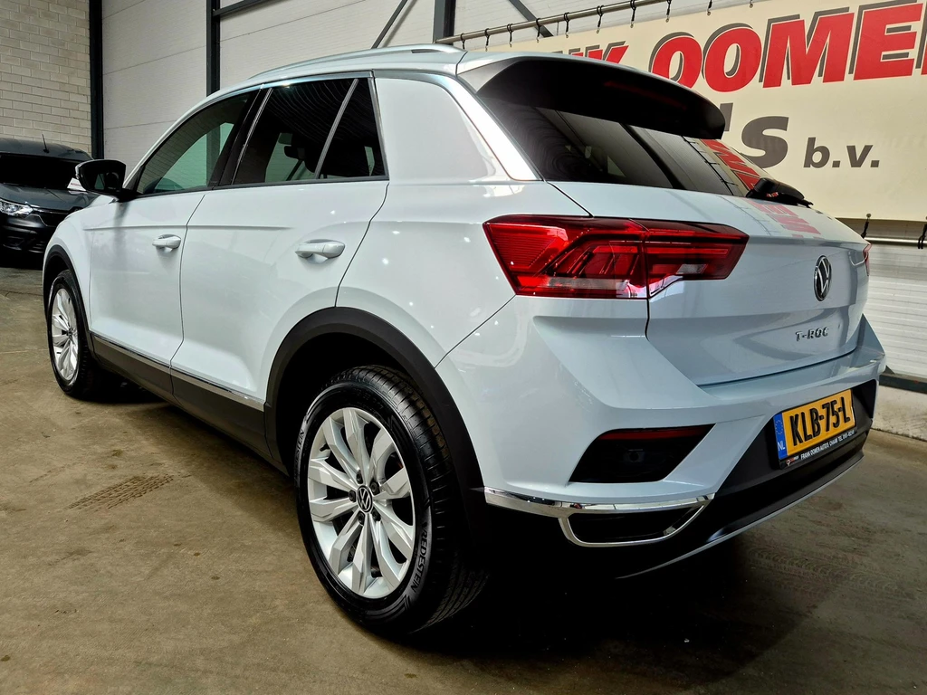 Volkswagen T-Roc – foto 3