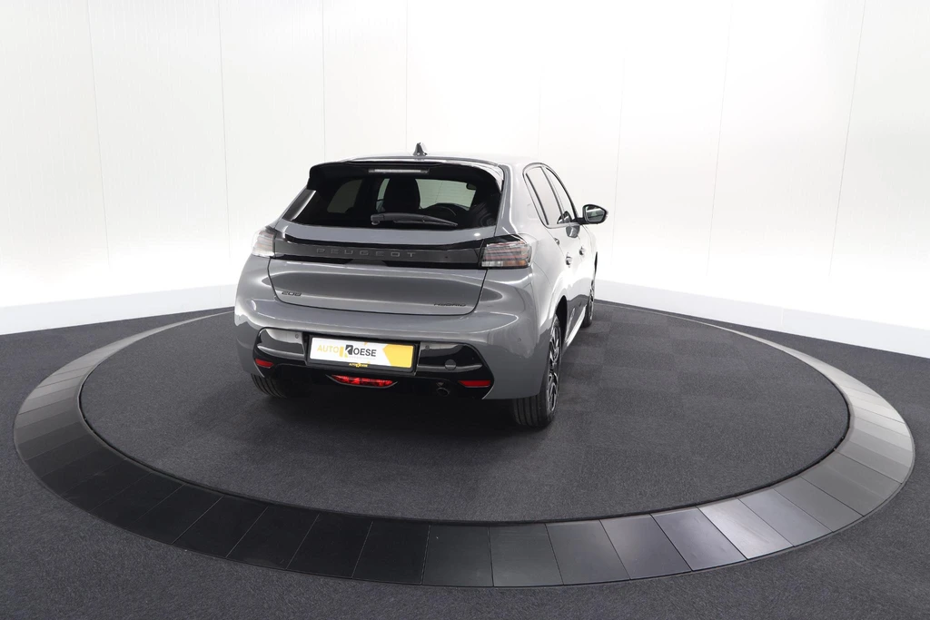 Peugeot 208 – foto 11