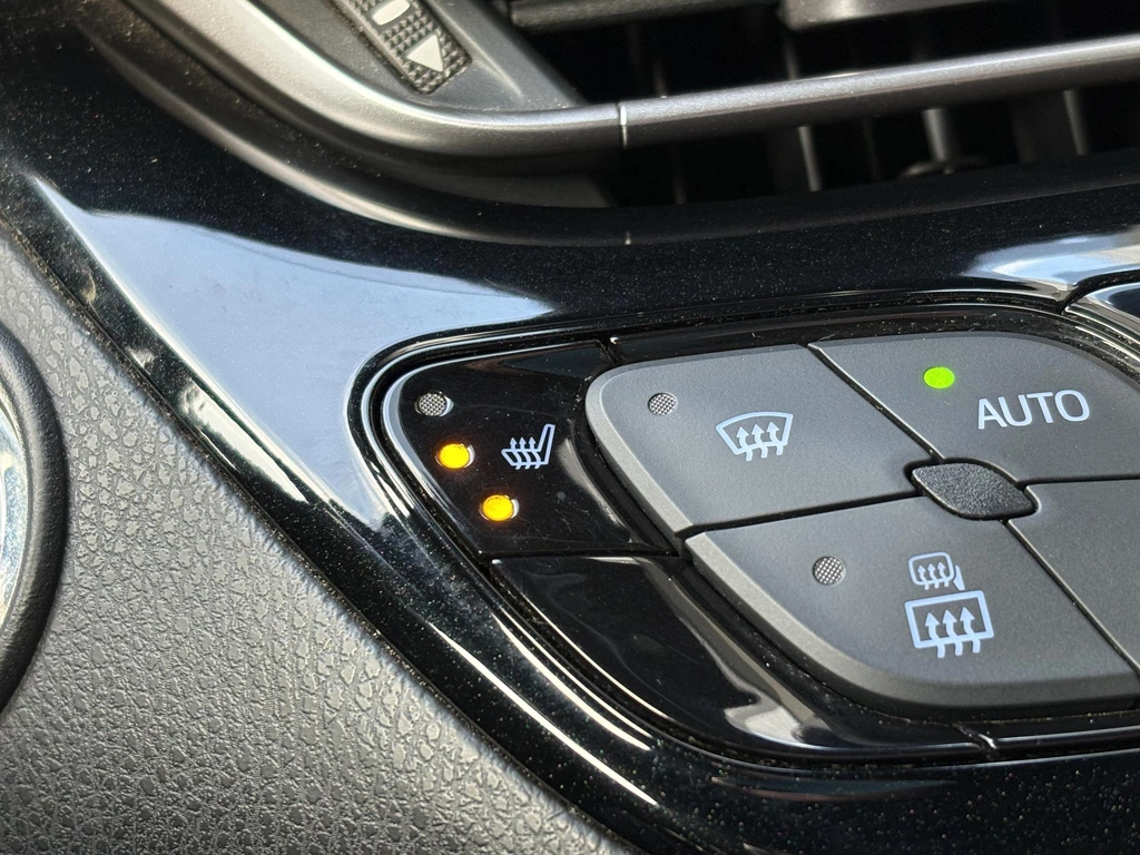 Toyota C-HR – foto 30