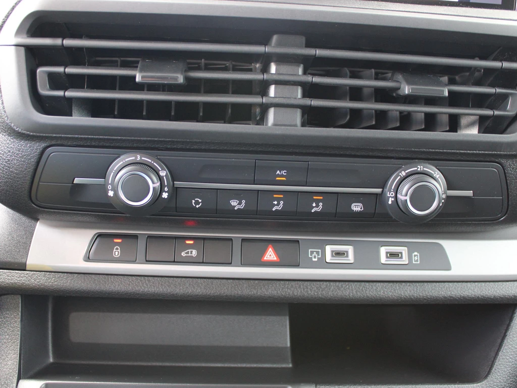 Opel Vivaro-e – foto 22